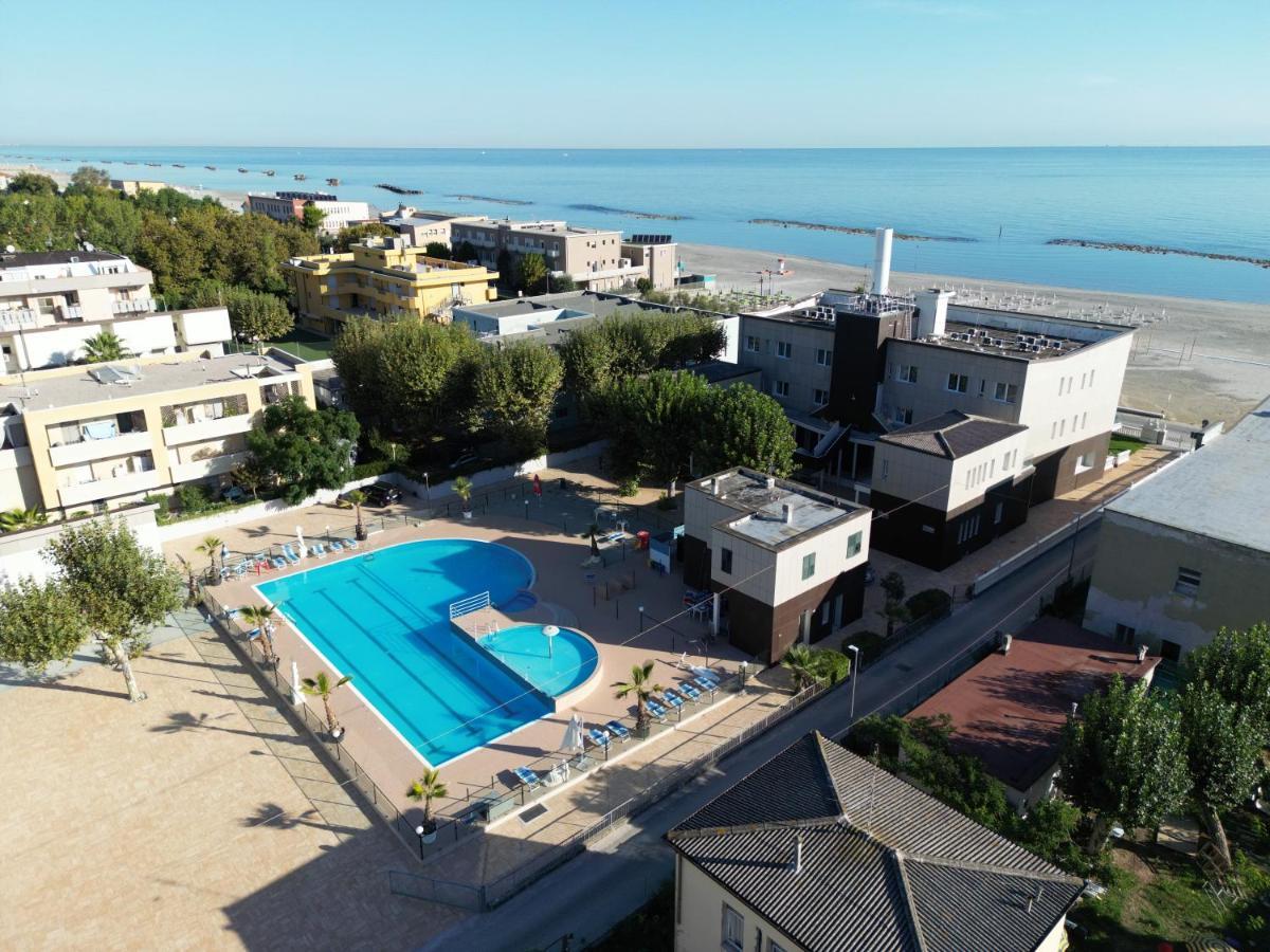 Color Perla Village Bellaria-Igea Marina Zewnętrze zdjęcie