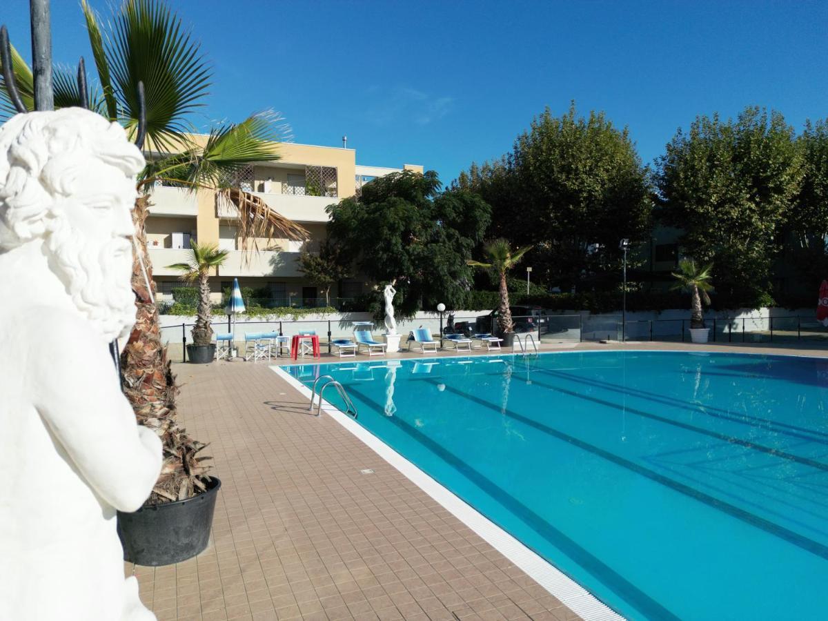Color Perla Village Bellaria-Igea Marina Zewnętrze zdjęcie