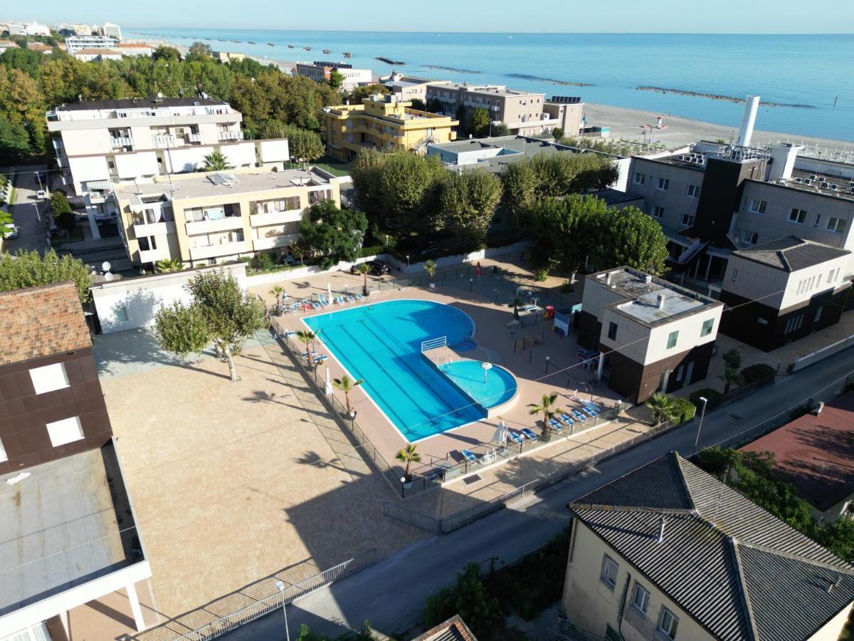 Color Perla Village Bellaria-Igea Marina Zewnętrze zdjęcie